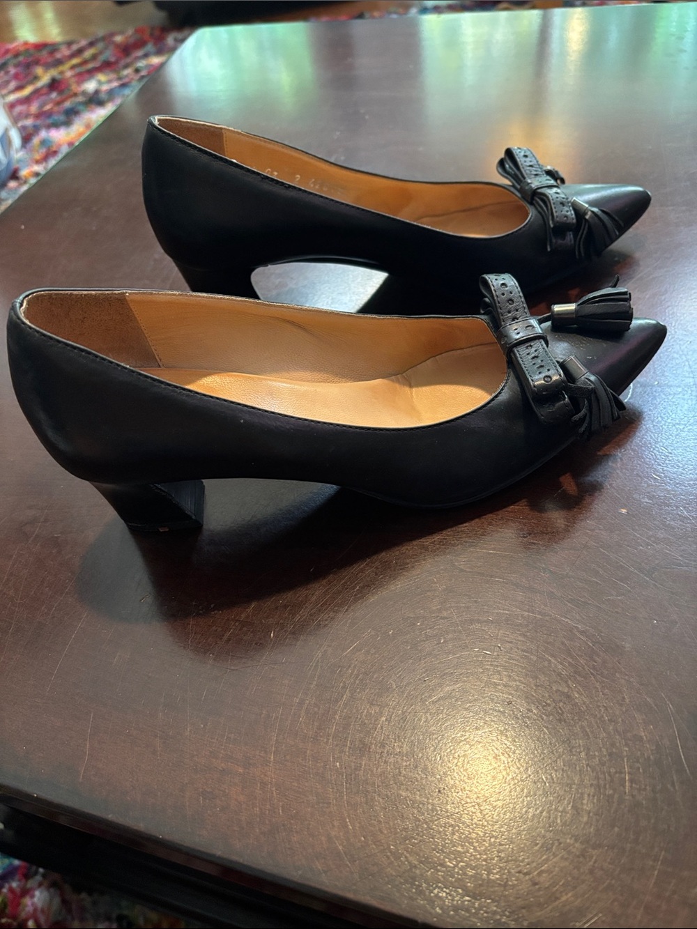 Lloyd Germany Italian Made Classic Black Leather Pumps with Tassels